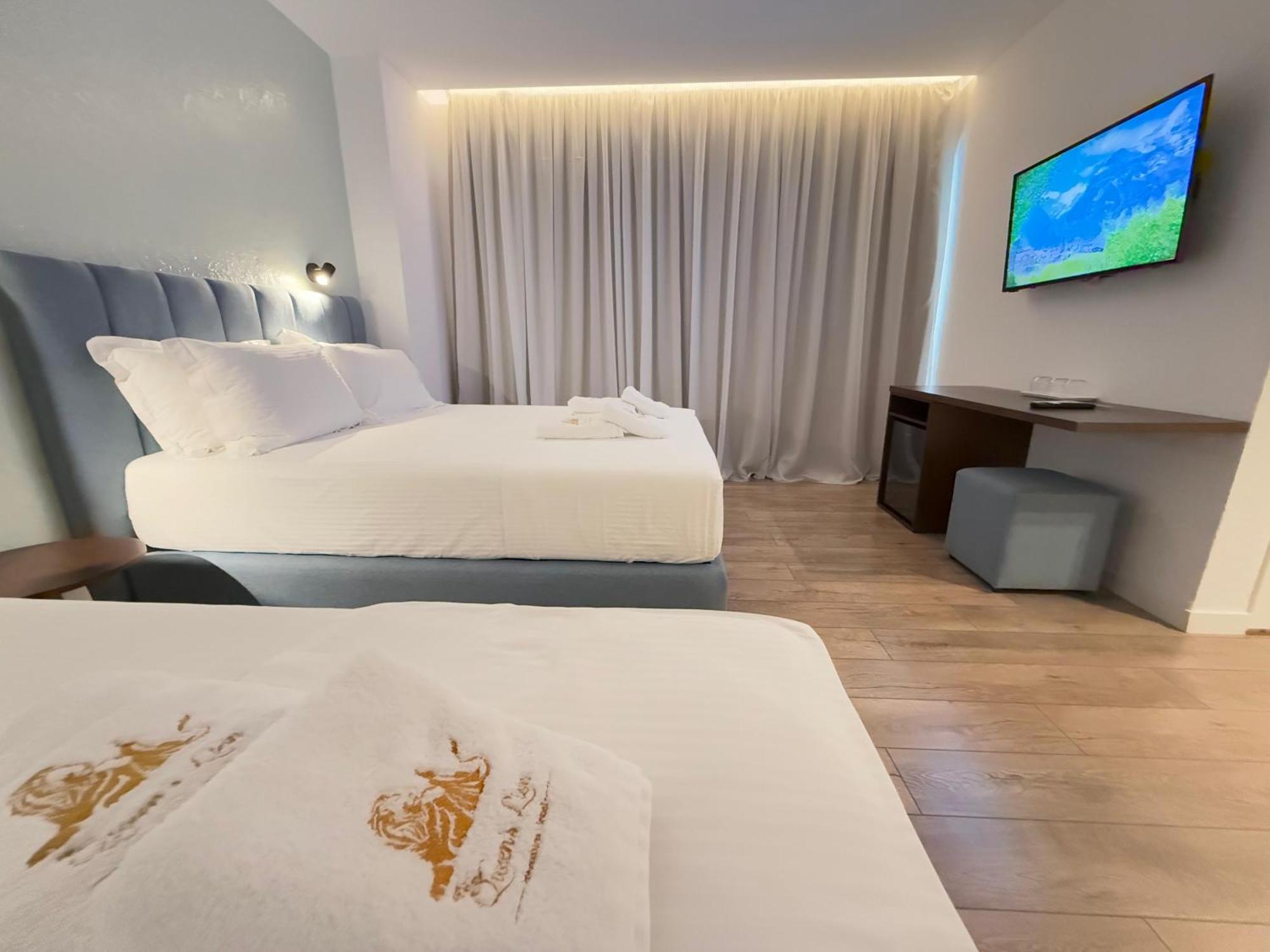The Queen'S Lion Premium Hotel ساراندا المظهر الخارجي الصورة